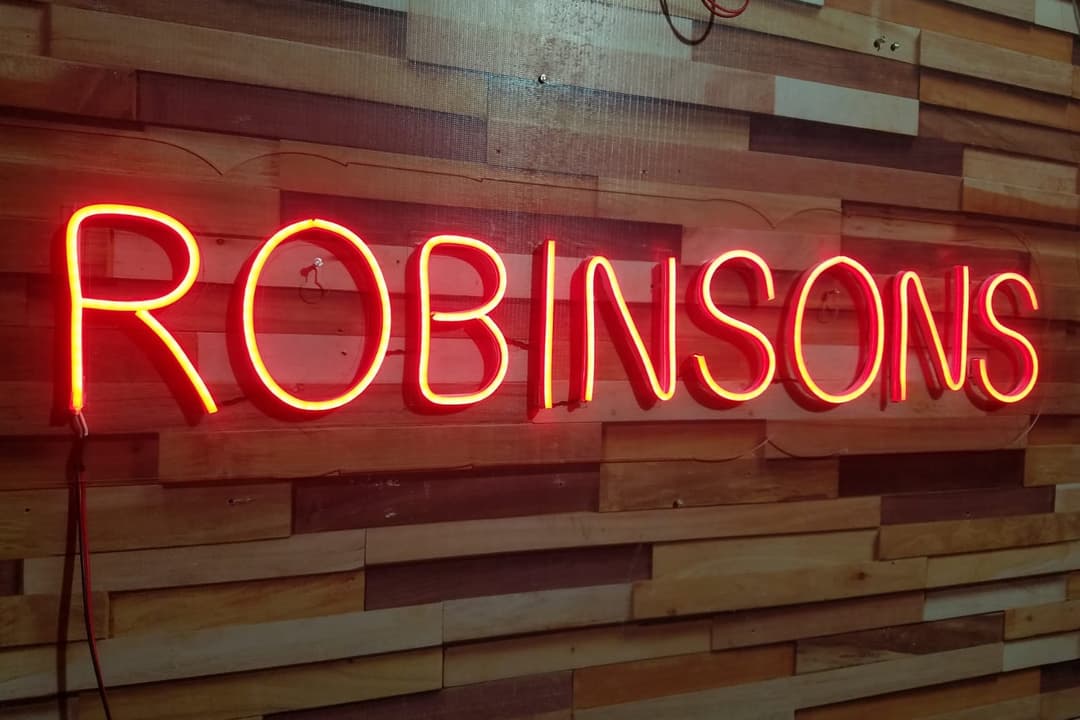 Personalized Neon Sign (ROBINSONS)